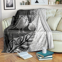 Personalised New Zealand Father's Day Blanket Papa Kiwi Bird Tribal Pattern