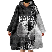 Personalised New Zealand Father's Day Wearable Blanket Hoodie Papa Kiwi Bird Tribal Pattern