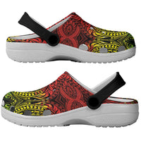 Hawaiian Manta Ray and Hammerhead Shark Tribal Tattoo Clogs Shoes with Polynesian Tribal Pattern Reggae Style LT03