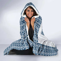 Samoa Siapo Blue Trimmed Hooded Blanket Samoa White Sunday LT01 - Polynesian Pride