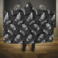Grayscale Monstera Hooded Blanket Polynesian Tribal Pattern - Polynesian Pride