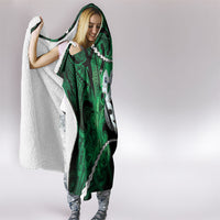 Maori Matariki Manaia Kakariki Hooded Blanket Maori Kowhaiwhai Pattern Galaxy