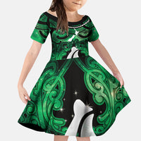 Personalised Maori Matariki Hei Matau Kakariki Family Matching Summer Maxi Dress and Hawaiian Shirt Maori Kowhaiwhai Pattern Galaxy LT01 Daughter's Dress Green - Polynesian Pride