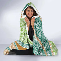 Hawaiian Quilt Pattern Hooded Blanket Green Chestnut Color Mixed - Polynesian Pride