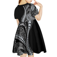 Hawaii Pineapple Gray Scale Tribal Pattern Kid Short Sleeve Dress - Polynesian Pride