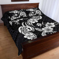 Hawaiian-Polynesian Art Tattoo Quilt Bed Set Hibiscus and Plumeria Grayscale