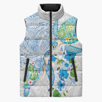 Hawaiian Couple Turtles Honi Sleeveless Puffer Jacket Polynesian Art Motifs and Hibiscus White Blue Color - Polynesian Pride