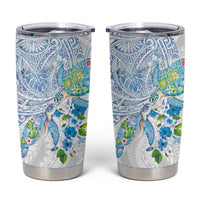 Hawaiian Couple Turtles Honi Tumbler Cup Polynesian Art Motifs and Hibiscus White Blue Color - Polynesian Pride