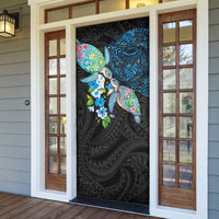 Hawaiian Couple Turtles Honi Door Cover Polynesian Art Motifs and Hibiscus Black Blue Color - Polynesian Pride