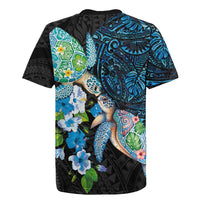 Hawaiian Couple Turtles Honi Rugby Jersey Polynesian Art Motifs and Hibiscus Black Blue Color - Polynesian Pride