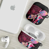 Hawaiian Couple Turtles Honi AirPods Case Polynesian Art Motifs and Hibiscus Black Red Color - Polynesian Pride