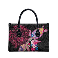 Hawaiian Couple Turtles Honi Leather Bag Polynesian Art Motifs and Hibiscus Black Red Color - Polynesian Pride