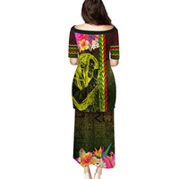 Hawaiian Reggae Music Family Matching Puletasi and Hawaiian Shirt Jamaica Singer Tribal Polynesian and Hibiscus