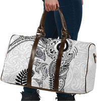 Aotearoa Maori Sea Animals Tribal Travel Bag Manta Ray and Shark Moko Pattern White Color LT03 - Polynesian Pride