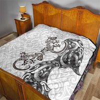 New Zealand Gecko Maori Art Tattoo Quilt White Color LT03 - Polynesian Pride