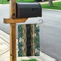 Hawaiian Art Flower Tribal with Lei Garden Flag Palaka Pattern Black Color - Polynesian Pride