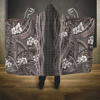 Hawaiian Art Flower Tribal with Lei Hooded Blanket Palaka Pattern Grayscale - Polynesian Pride