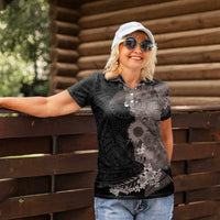 Hawaiian Tropical Plants and Chameleon Women Polo Shirt Polynesian Art Grayscale - Polynesian Pride