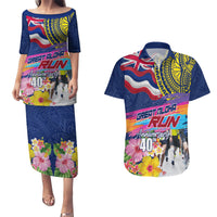 Hawaii Great Aloha Run 40th Anniversary Couples Matching Puletasi and Hawaiian Shirt Hibiscus and Kakau Pattern LT03 Blue - Polynesian Pride