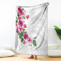 Hawaiian Hibiscus and Art Polynesian Tattoo Blanket White Color