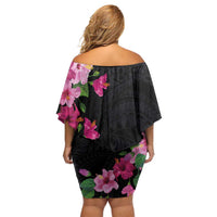 Hawaiian Hibiscus and Art Polynesian Tattoo Family Matching Off Shoulder Short Dress and Hawaiian Shirt Black Color