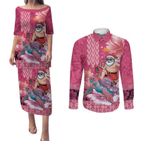 Hawaii Mele Kalikimaka Couples Matching Puletasi and Long Sleeve Button Shirt Funny Santa with Tribal Tattoos Kakau Pink Color - Polynesian Pride