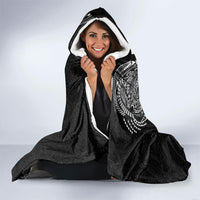 Hawaiian Kakau Tribal Sea Animals Tattoos Hooded Blanket Black Color