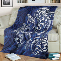 New Zealand Connecting with Seas Blanket Maori Tribal and Sea Animals Tattoo - White Glass Style