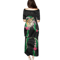 Hawaii Pikake and Maile Lei Family Matching Puletasi and Hawaiian Shirt Honu Polynesian Pattern Black Color