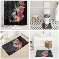 Hawaiian Tropical Flowers and Tribal Turtles Bathroom Set Polynesian Art Motifs Black Color - Polynesian Pride
