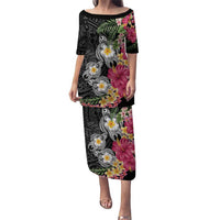 Hawaiian Tropical Flowers and Tribal Turtles Puletasi Polynesian Art Motifs Black Color LT03 Long Dress Black - Polynesian Pride