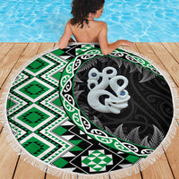 Green Taniko Motif Aotearoa Manaia and Silver Fern Beach Blanket