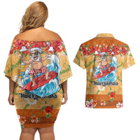 Hawaii Mele Kalikimaka Couples Matching Off Shoulder Short Dress and Hawaiian Shirt Funny Santa Claus Surfing on Tropical Plants - Polynesian Pride