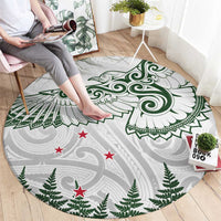 New Zealand Kea Bird Round Carpet Maori Tattoo and Silver Fern Green Color
