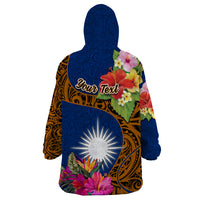 personalised-marshall-islands-manit-day-wearable-blanket-hoodie-marshall-seal-mix-hibiscus-flower-maori-pattern-style