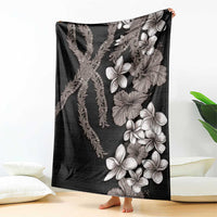 Hawaiian Tropical Flowers and Maile Pikake Blanket Polynesian Tribal Pattern Grayscale Mode