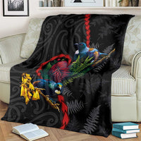 New Zealand Tui Birds Love Couple Blanket The Heart of Silver Fern Leaves and Maori Tattoo Pattern