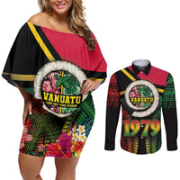Vanuatu Constitution Day Couples Matching Off Shoulder Short Dress and Long Sleeve Button Shirt Polynesian Tattoo and Pig Tusk Since 1979 LT03 Black - Polynesian Pride