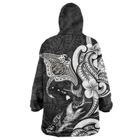 Hawaiian Manta Rays Wearable Blanket Hoodie Tribal Hibiscus Polynesian Tattoos Black Color - Polynesian Pride