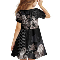 Hawaii Aloha Turtle Hibiscus and Leaves Family Matching Off The Shoulder Long Sleeve Dress and Hawaiian Shirt with Polynesian and Kakau Tattoos Black Color - Polynesian Pride