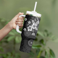 Hawaii Tapa Pattern With Black Hibiscus Tumbler With Handle