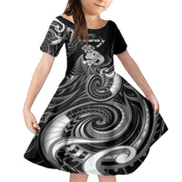 Personalised New Zealand Maori Taniwha Family Matching Short Sleeve Bodycon Dress and Hawaiian Shirt Silver Fern Black Version LT05 Daughter's Dress Black - Polynesian Pride