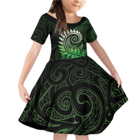 New Zealand Maori Koru Fern Family Matching Off Shoulder Short Dress and Hawaiian Shirt Spiral Polynesian Style Green LT05 Daughter's Dress Green - Polynesian Pride