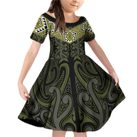New Zealand Aotearoa Family Matching Off Shoulder Short Dress and Hawaiian Shirt Yellow Taniko Art Maori Pattern LT05 Daughter's Dress Yellow - Polynesian Pride