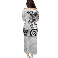 Polynesia Puletasi White Tribal Turtle Floral Pattern