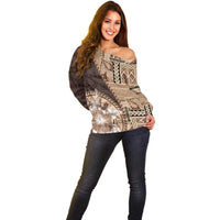Samoa Siapo Elegant Off Shoulder Sweater Hibiscus Chocolate Brown Motifs - Polynesian Pride