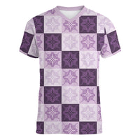 Lavender Manta Ray Hawaiian Quilt Motif Women V-Neck T-Shirt