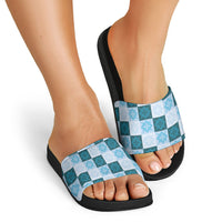 Cyan Manta Ray Hawaiian Quilt Motif Slide Sandals