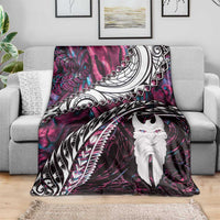 New Zealand Aotearoa Blanket Maori Hei Rehua Paua Shell Glitter Pink
