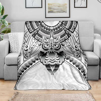 New Zealand Morepork Blanket Maori Pattern White
